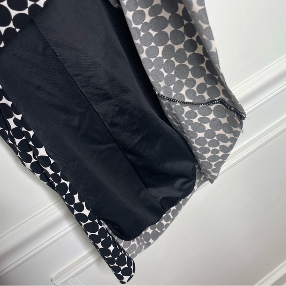 MagicSuit by Miraclesuit Slimming Black and white Dress One Piece Swimsuit NWT - Picture 4 of 8